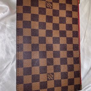 Auth NEW Louis Vuitton Neverfull red damier pouch